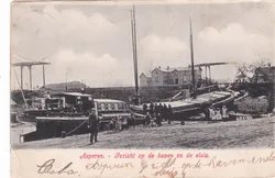 Asperen Gezicht op de haven en de sluis