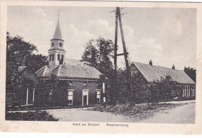 Waardenburg Kerk en School