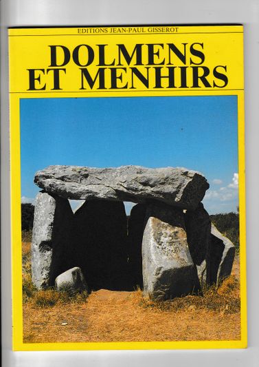 Dolmens et Menhirs