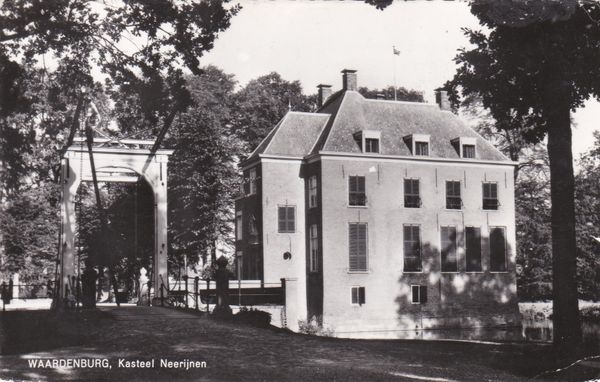 Waardenburg Kasteel Neerijnen